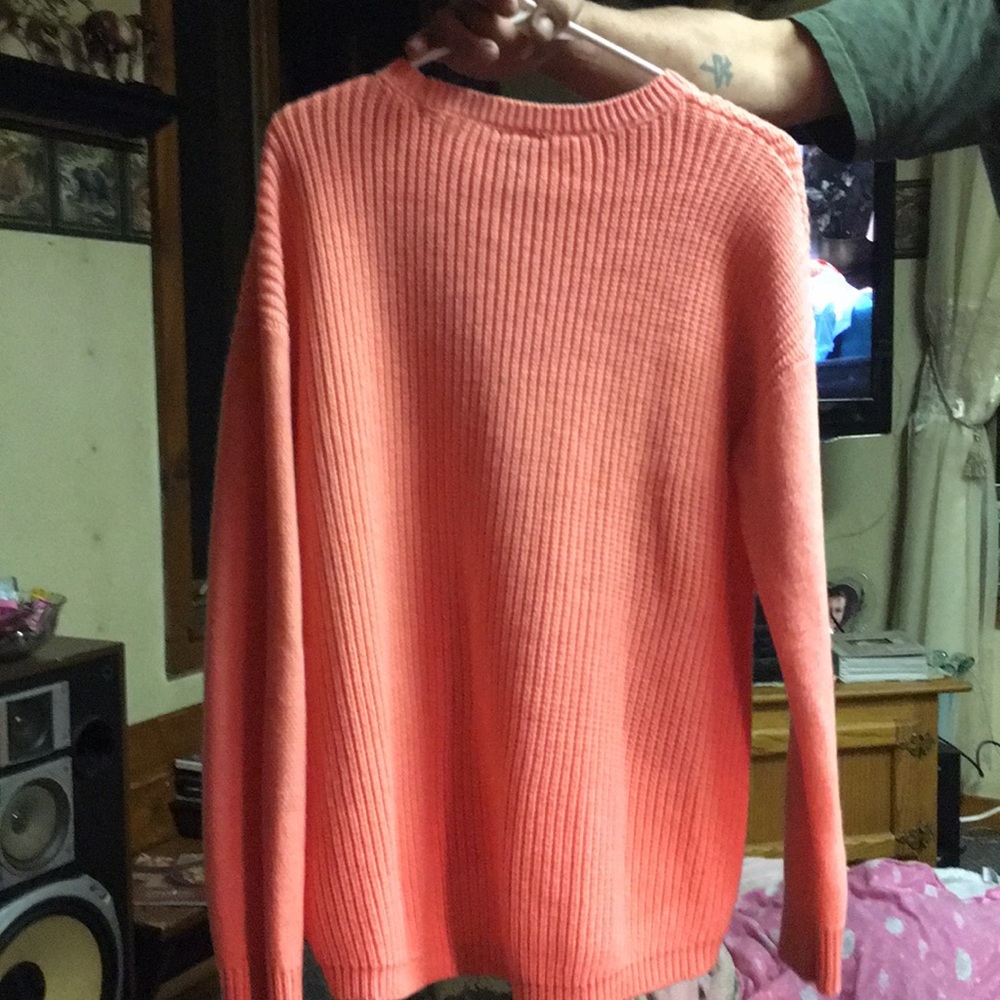 Sweater - Picture 4 of 4